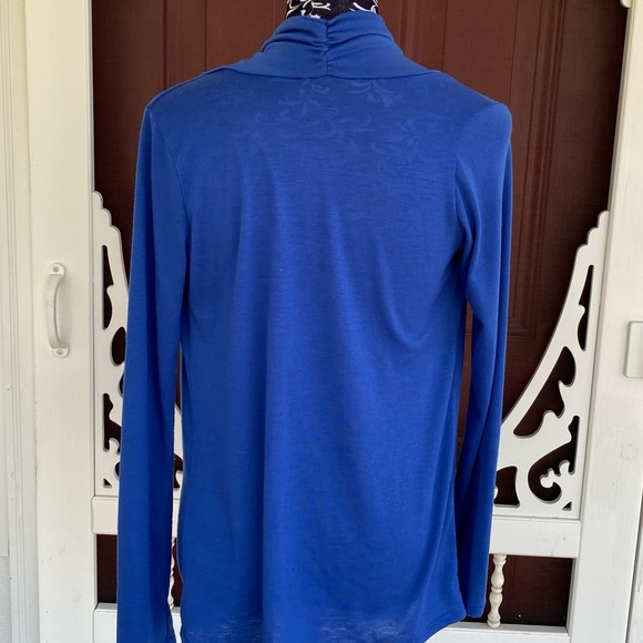 Free To Live Faux Wrap Draped Top Long Sleeve Size Medium - Picture 8 of 14